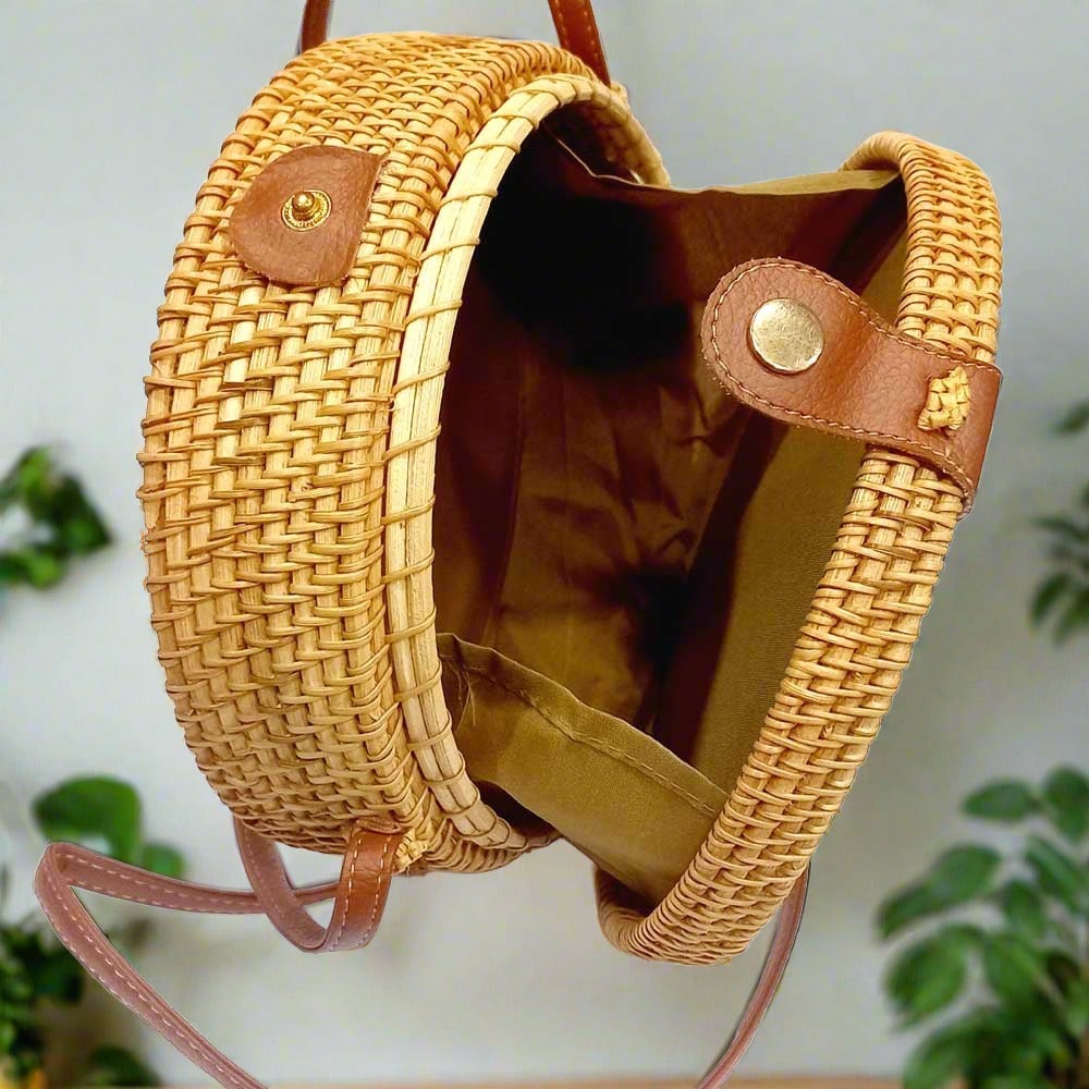 Jute bag for girls