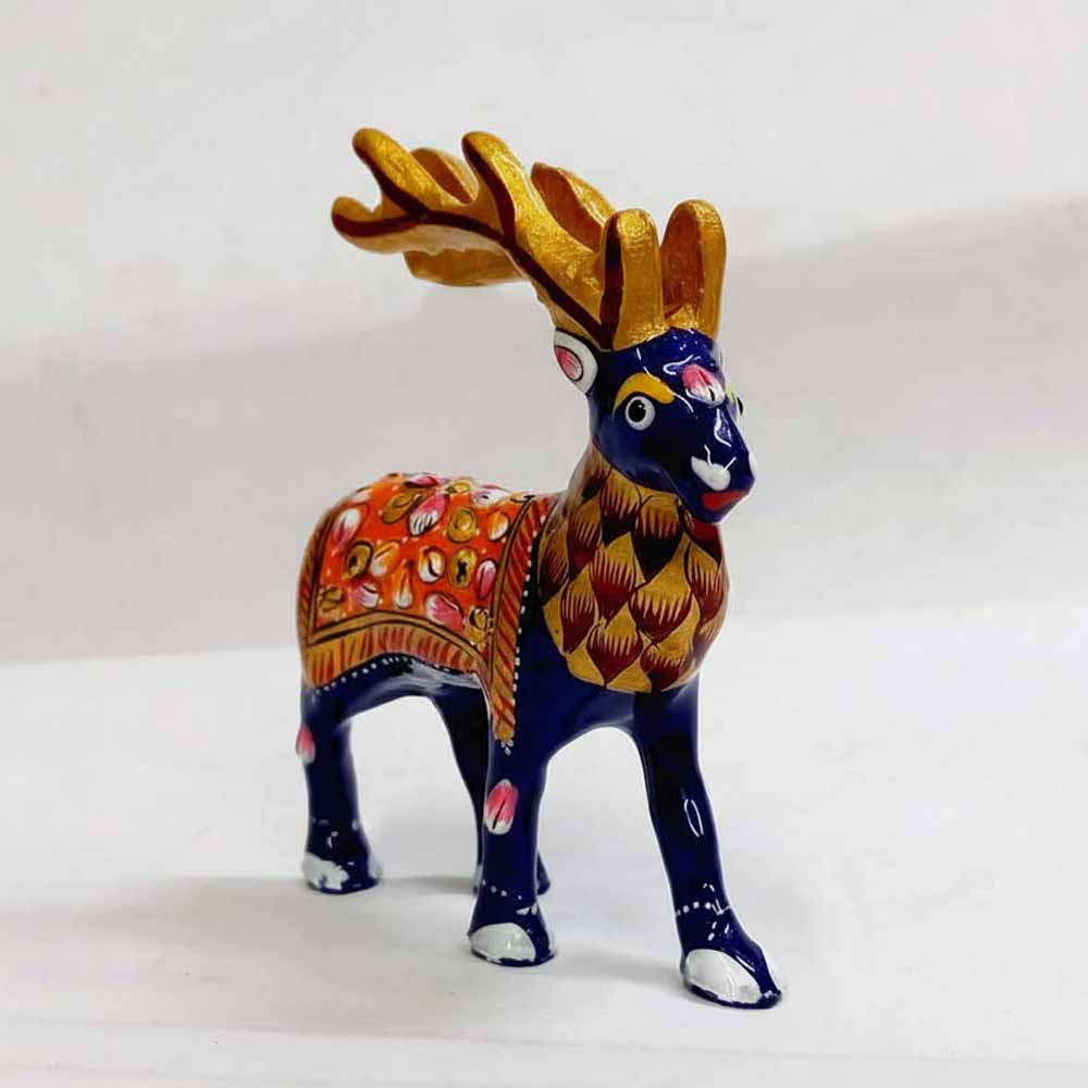 Side view of embossed enamel deer showpiece from Jaipur, 8cm length metal handicraft