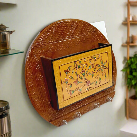 Hand-painted decorative wooden key holder with elegant design