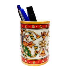An elegant marble pen holder, a perfect and stylish gift for colleagues, friends, or family.