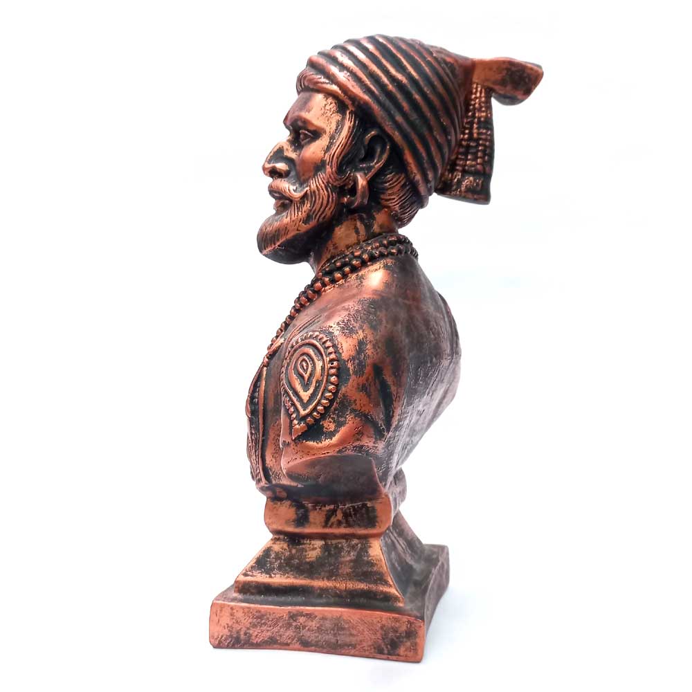 A figurine of Chhatrapati Shivaji Maharaj, a powerful symbol of valour and bravery.