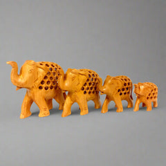 Wooden elephant family decorative set for gifting and home decor