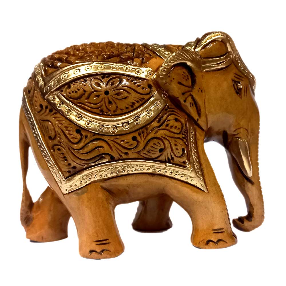 A 15cm wooden elephant figurine, a stunning piece for showcase or table decor.