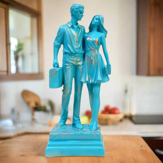 Cute Couple Showpiece