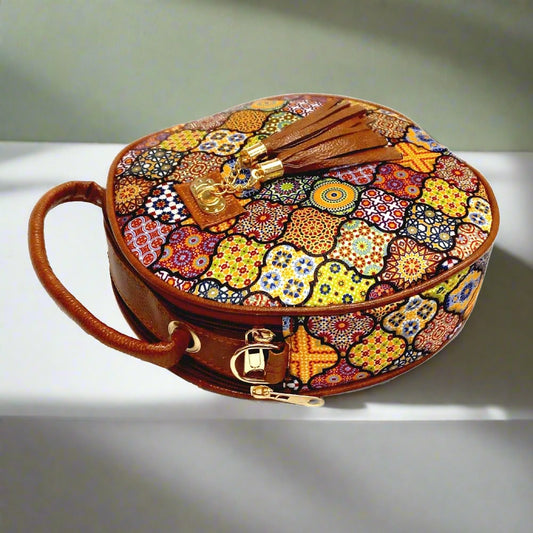 Round handbag