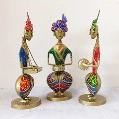 A 28cm Rajasthani musician set, a beautiful showpiece of three seated men with turbans.
