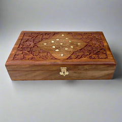 Traditional floral carved wood box (25x15x5.5cm) – protective velvet lining for bracelet & necklace sets.