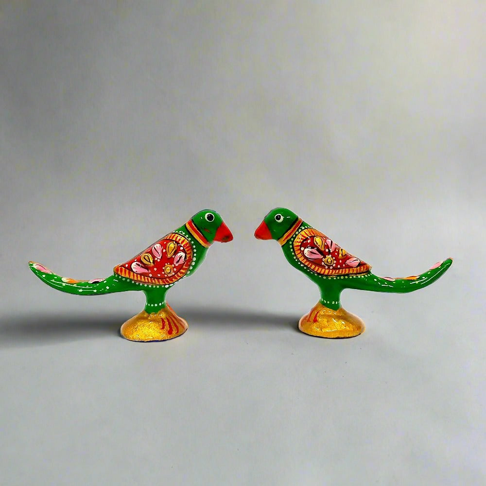A set of fine quality metal meenakari toys that will enhance the beauty of your home temple.