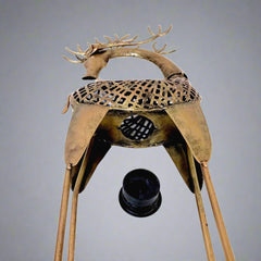 A large 88cm (35 inches) metal deer statue pair, a very beautiful and elegant decorative item.