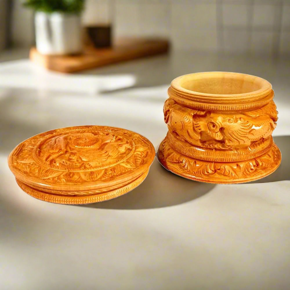 A wooden powder box that can also be used for jewellery storage, a great item for gifting and personal use.