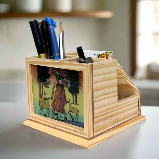 Gemstone-decorated wooden desk organizer with 360-degree rotation, ideal for storing pens, brushes, and stationery.