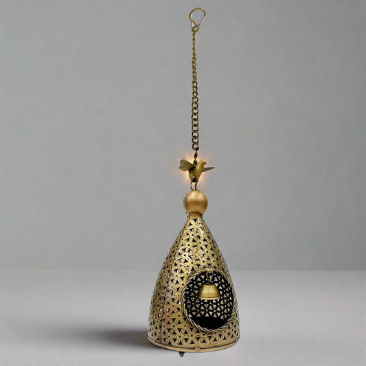 Elegant iron bird nest tealight holder for home and festive decor