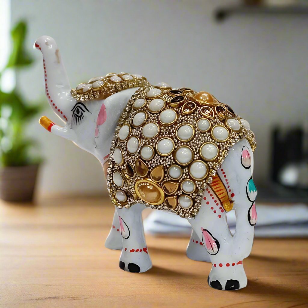 Decorative White Lucky Elephant – 8cm Tall Metal Gift Figurine with Intricate Design