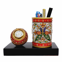 Emboss Painted Marble Desk Clock – Dual-Purpose Timepiece with Pen Stand