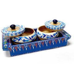 A beautiful set of round wooden bowls and tray, a perfect Diwali gift.