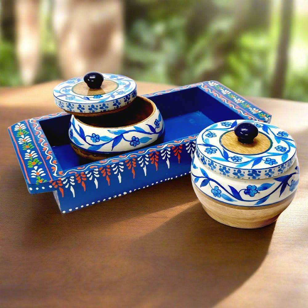 A beautiful wooden dry fruit box that will enhance the beauty of your kitchen or dining table.