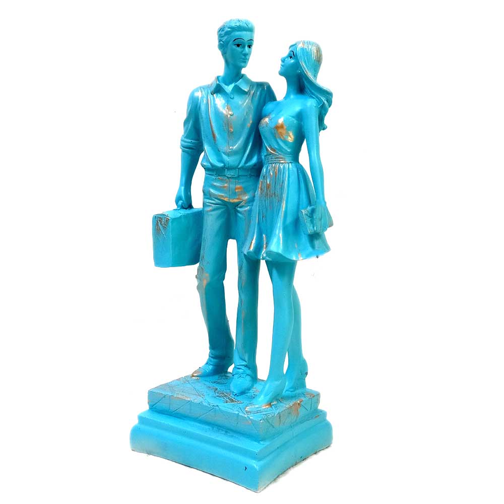 Couple figurine for gifts