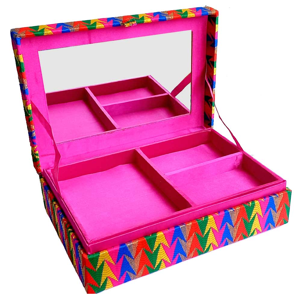 Zardosi Box