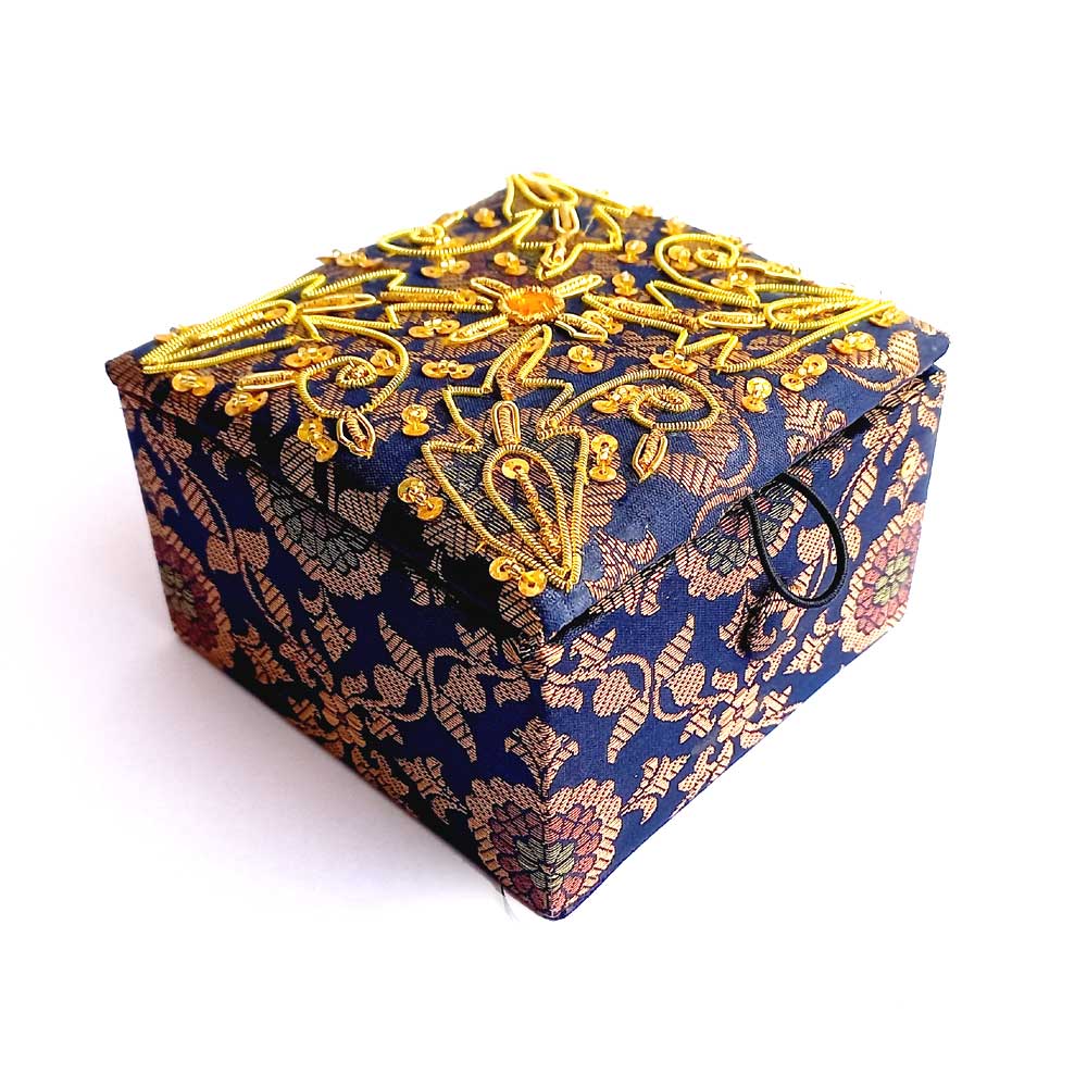 Decorative Box to keep Gold Ring