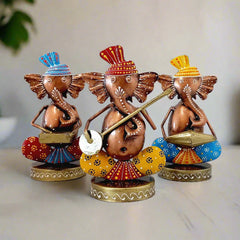 A beautiful 3pc set of Ganesha figurines with turbans, a perfect gift for any occasion.