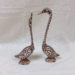 Pair of Kissing Swans Showpiece - kkgiftstore