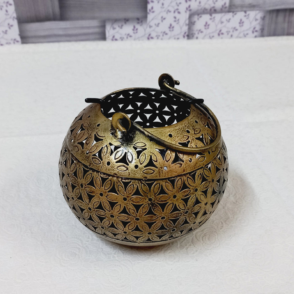 Traditional Metal Candle Holder - kkgiftstore