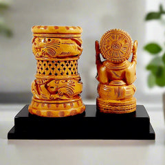 A beautifully crafted Ganpati pen stand and idol combo, an awesome decorative showpiece.